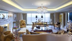 现正在这个就给他